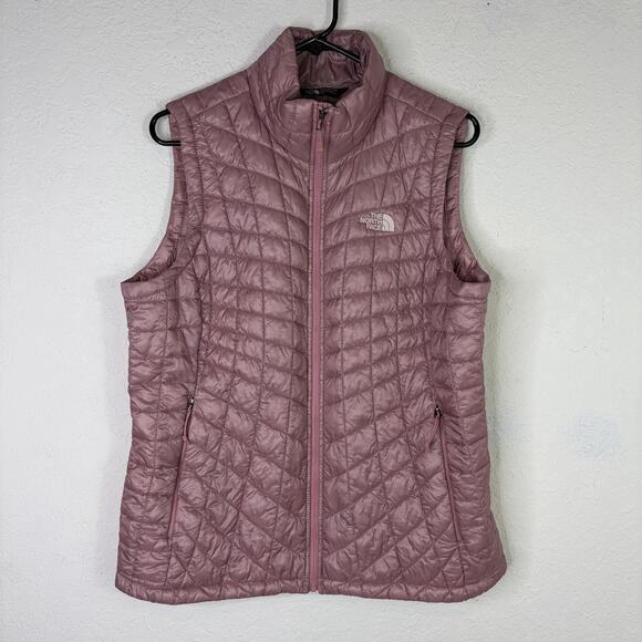 The North Face Jackets & Blazers - The North Face Pink Quilted Women’s Vest Size L Packable Nylon Winter Outerwear